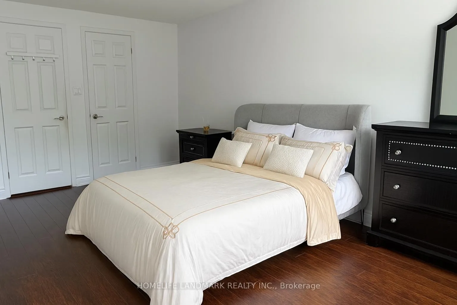 Photo 15 of 160 Snowshoe Crescent, Markham, German Mills — HOMEH