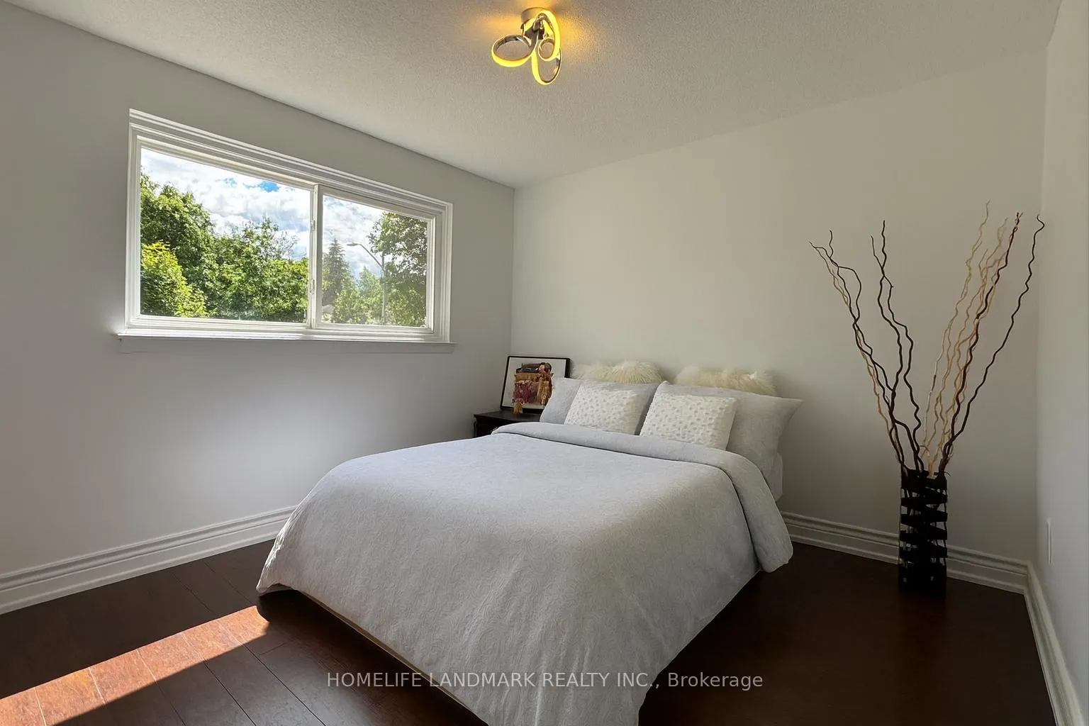 Photo 19 of 160 Snowshoe Crescent, Markham, German Mills — HOMEH