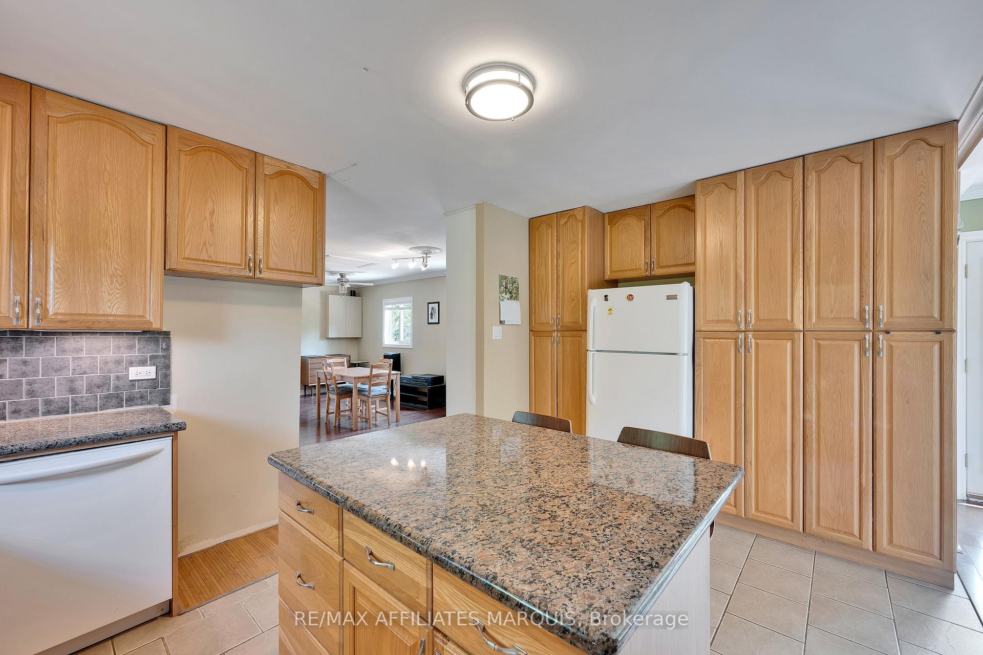 Photo 9 of 1009 Gardiner's Road, Frontenac, Frontenac Centre — HOMEH