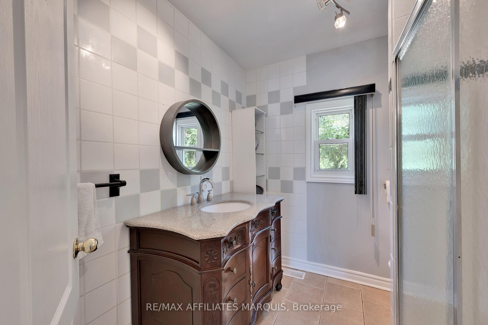 Photo 17 of 1009 Gardiner's Road, Frontenac, Frontenac Centre — HOMEH