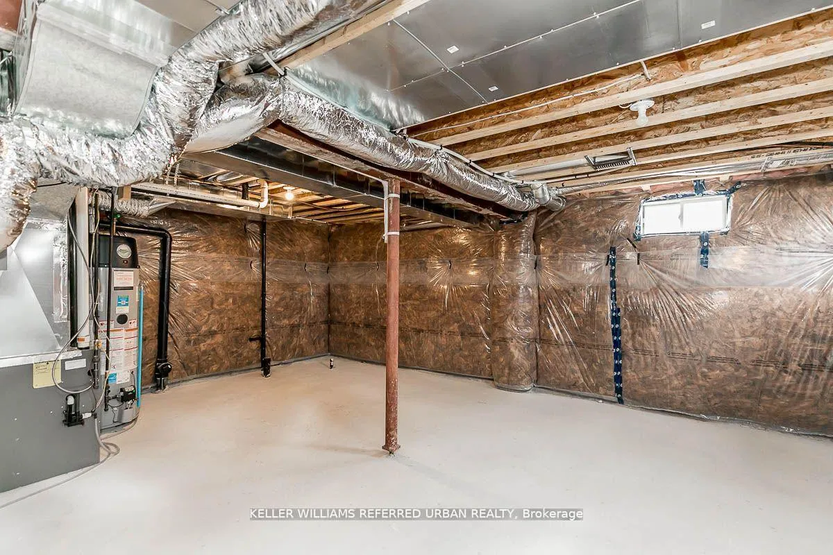 Photo 23 of 47 Federica Crescent, Wasaga Beach — HOMEH
