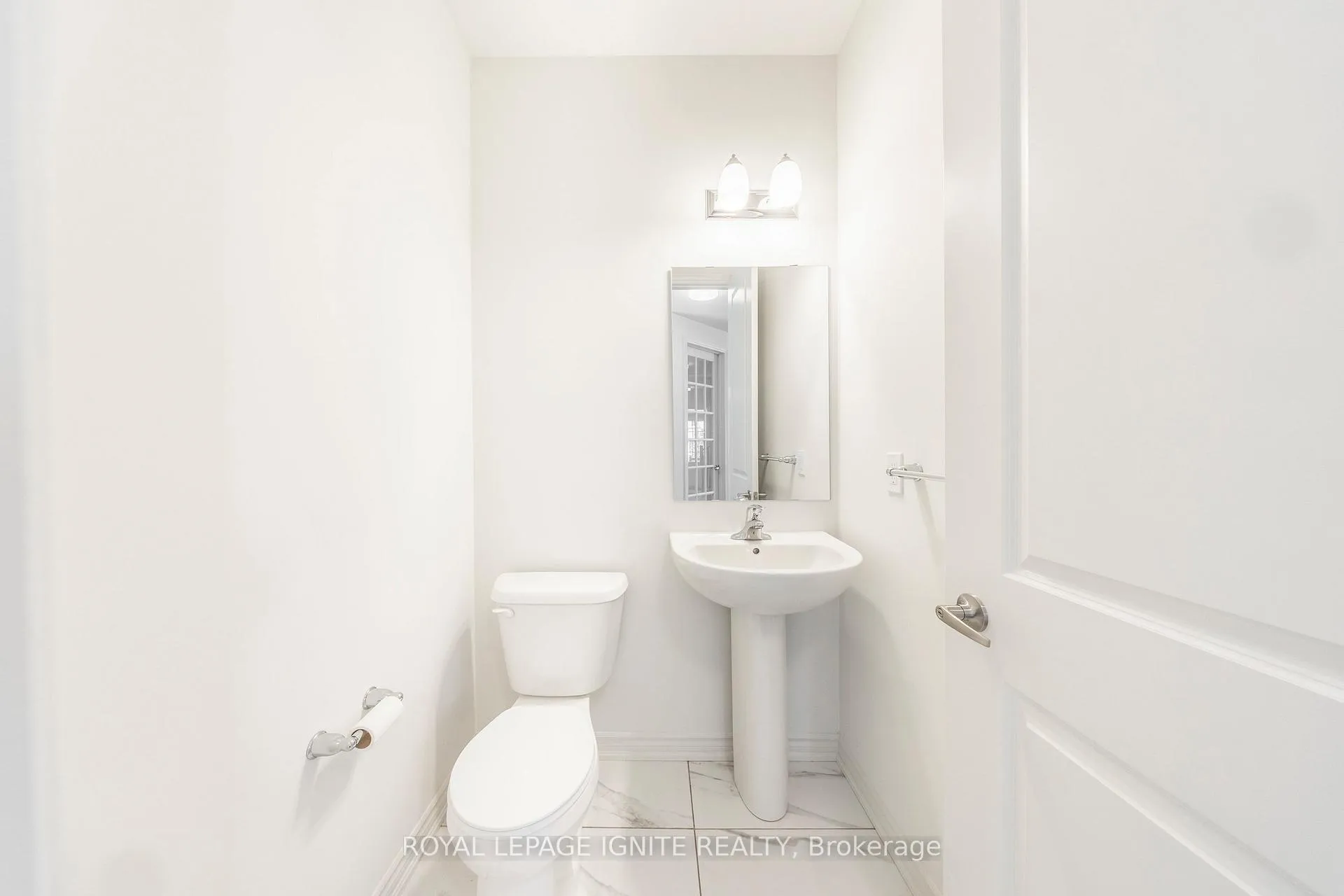 Photo 10 of 1034 Denton Drive, Cobourg — HOMEH