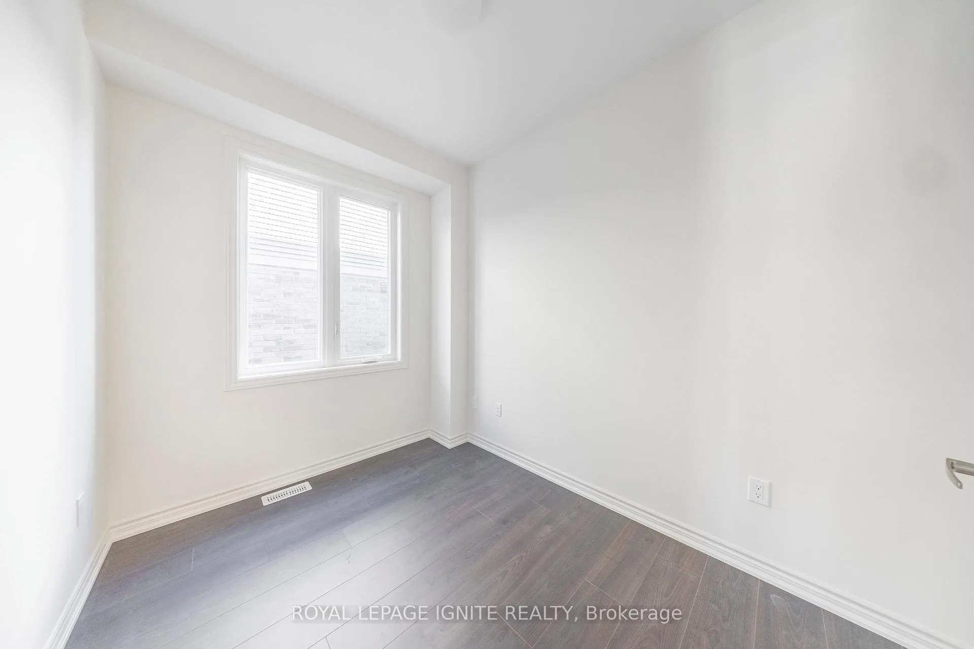 Photo 12 of 1034 Denton Drive, Cobourg — HOMEH