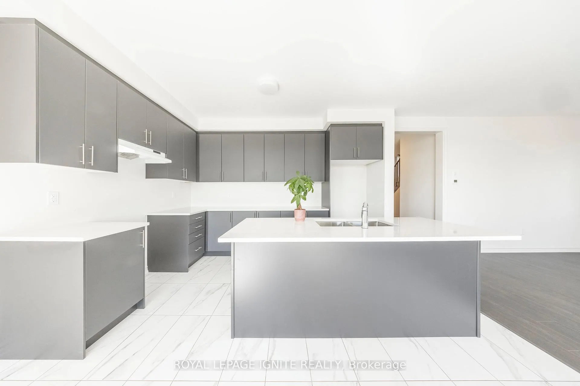 Photo 15 of 1034 Denton Drive, Cobourg — HOMEH