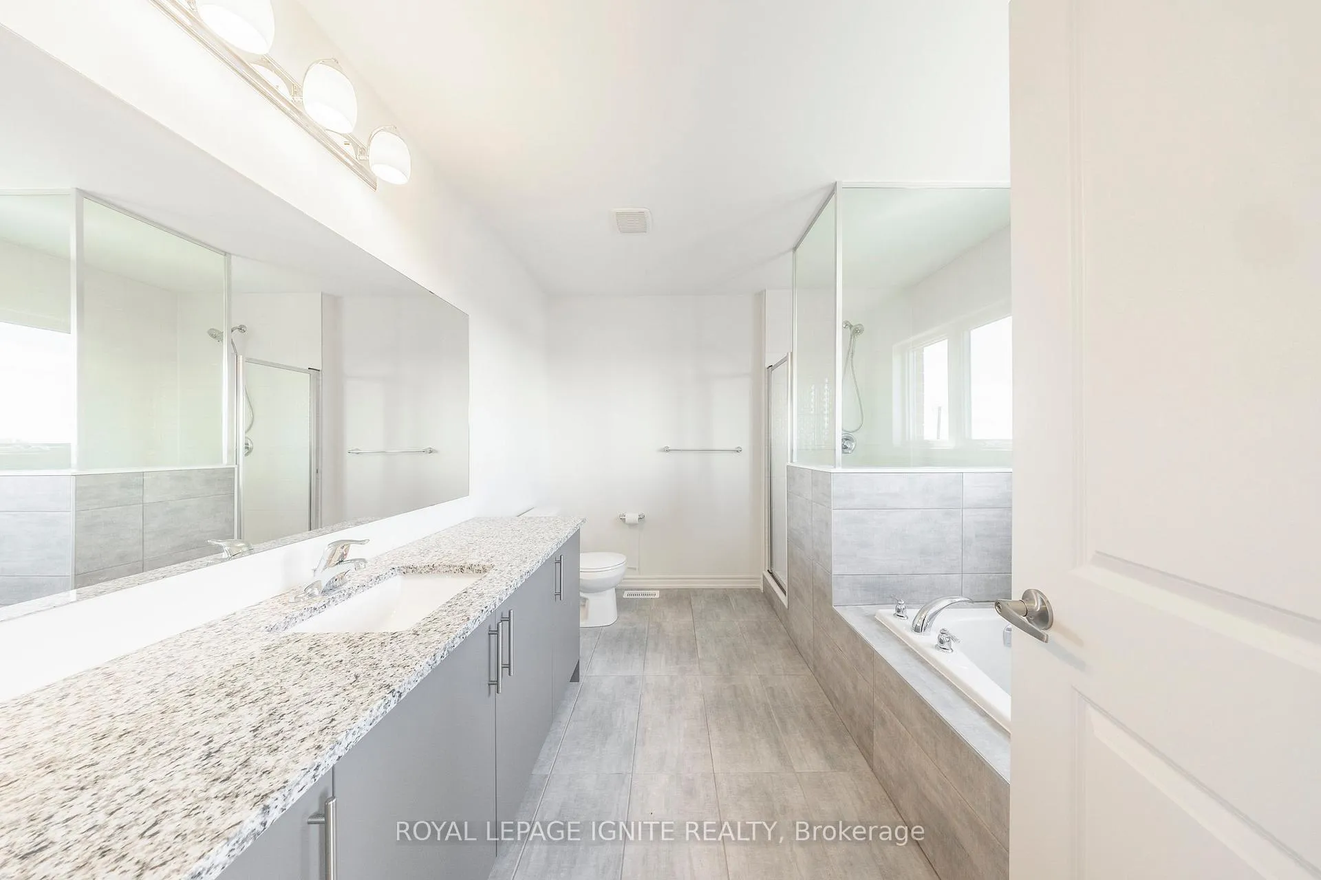 Photo 32 of 1034 Denton Drive, Cobourg — HOMEH