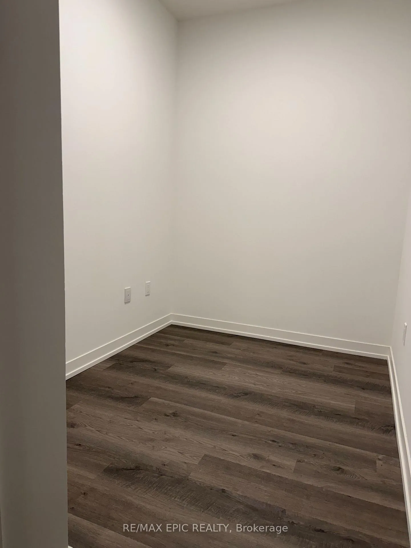Photo 11 of Unit 5201, 8 Interchange Way, Vaughan, Vaughan Corporate Centre — HOMEH
