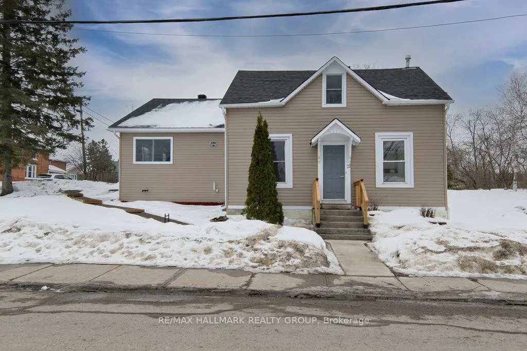 Photo 1 of 21 Elgin Street E, Arnprior — HOMEH