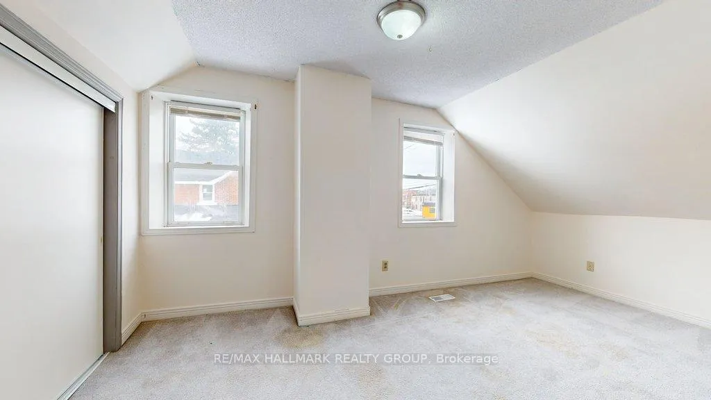Photo 17 of 21 Elgin Street E, Arnprior — HOMEH