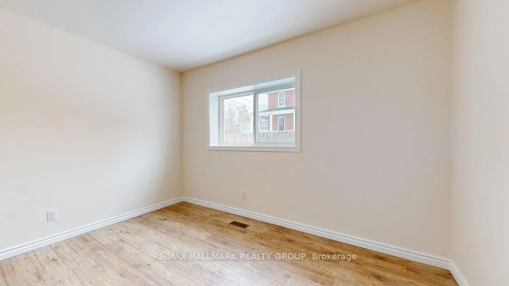 Photo 27 of 21 Elgin Street E, Arnprior — HOMEH