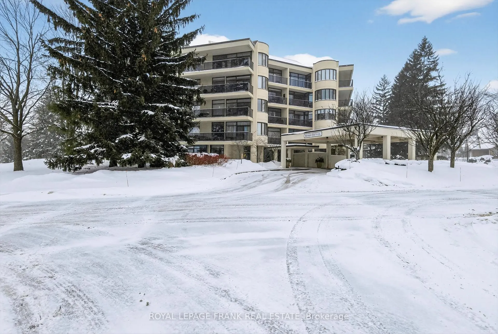 Photo 2 of Unit 404, 1818 Cherryhill Road, Peterborough, Monaghan Ward 2 — HOMEH