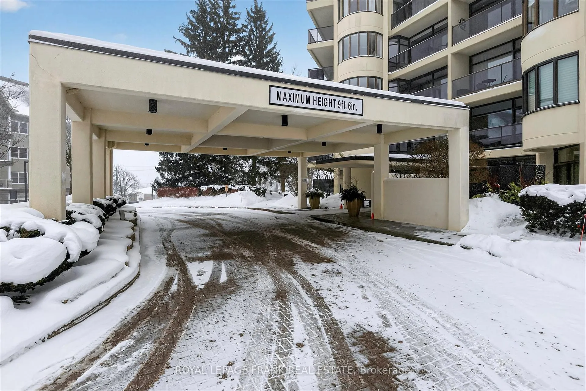 Photo 3 of Unit 404, 1818 Cherryhill Road, Peterborough, Monaghan Ward 2 — HOMEH