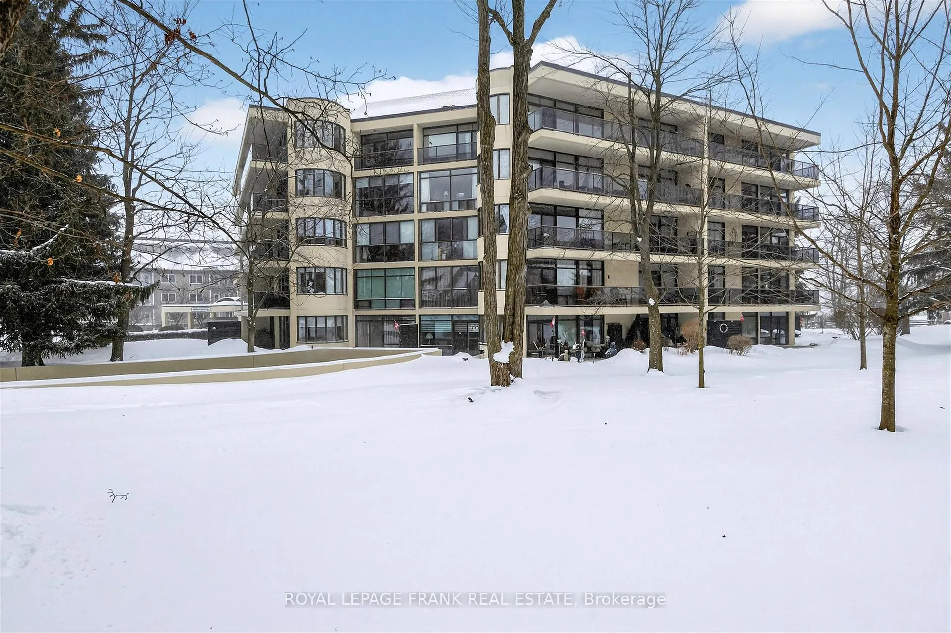 Photo 37 of Unit 404, 1818 Cherryhill Road, Peterborough, Monaghan Ward 2 — HOMEH