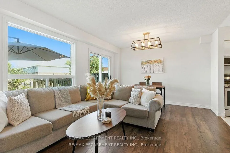 Photo 15 of Unit 14, 1860 Upper Gage Avenue, Hamilton, Allison — HOMEH