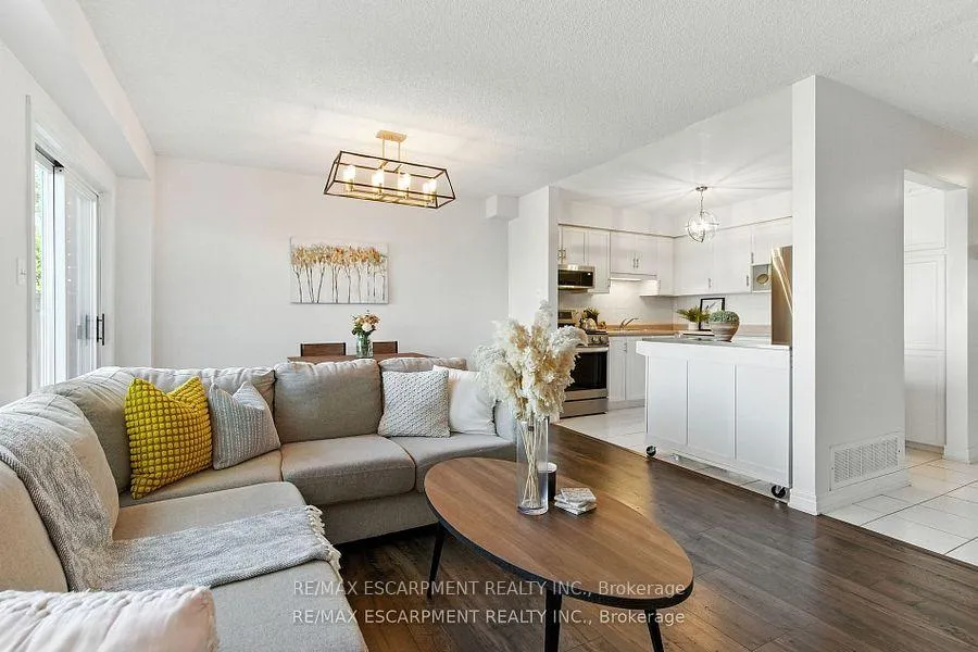 Photo 16 of Unit 14, 1860 Upper Gage Avenue, Hamilton, Allison — HOMEH