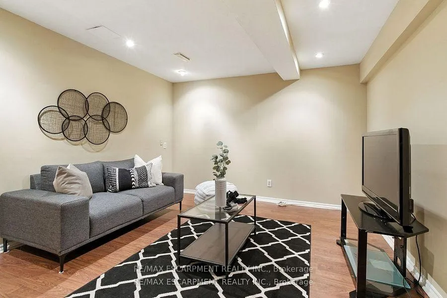 Photo 27 of Unit 14, 1860 Upper Gage Avenue, Hamilton, Allison — HOMEH