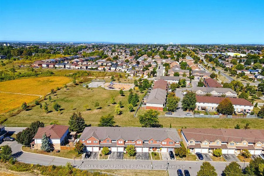 Photo 33 of Unit 14, 1860 Upper Gage Avenue, Hamilton, Allison — HOMEH