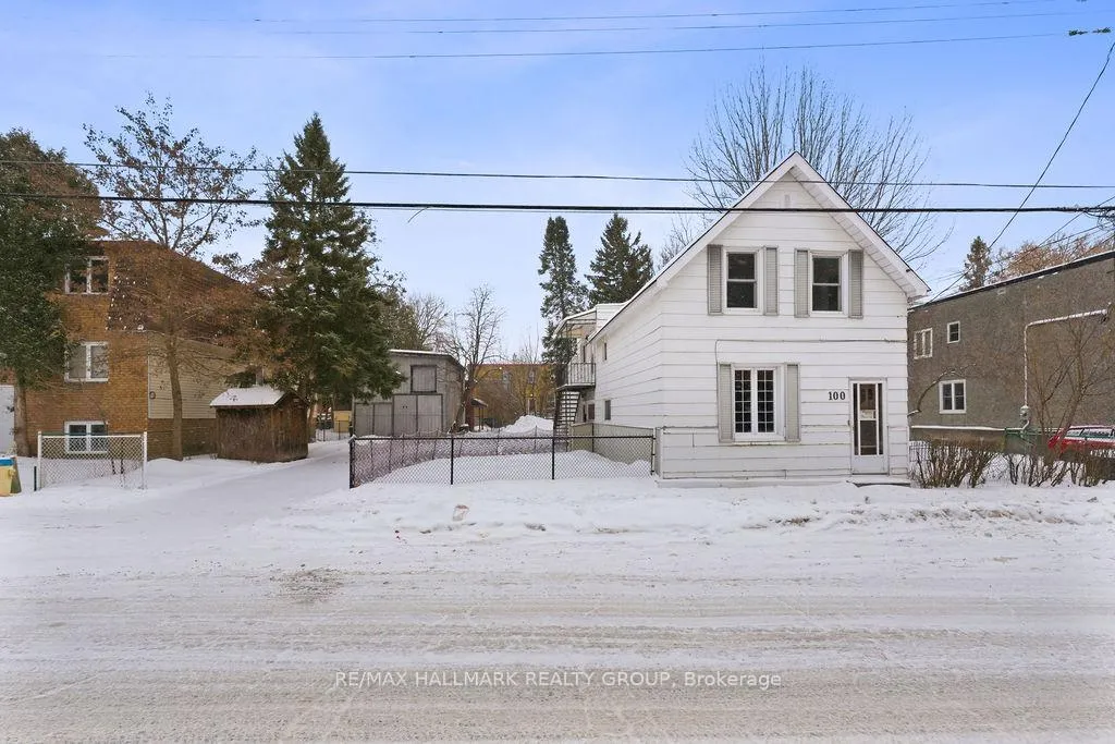Photo 5 of 100 Barrette Street, Ottawa, Vanier — HOMEH