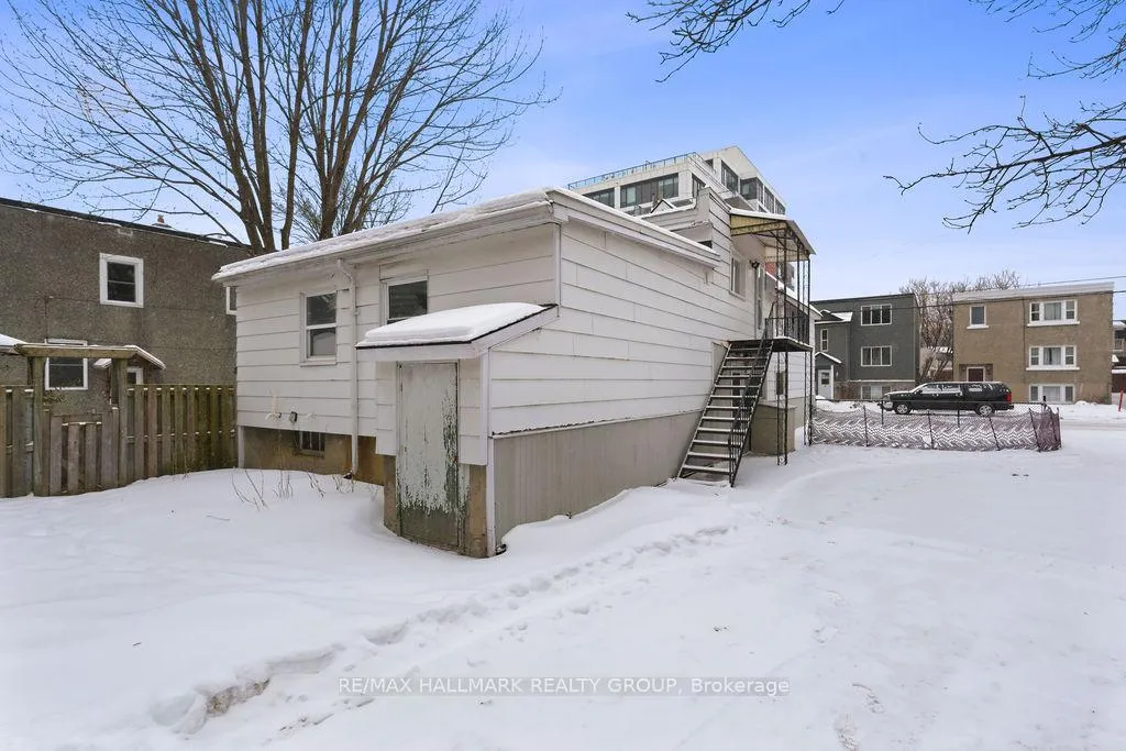 Photo 24 of 100 Barrette Street, Ottawa, Vanier — HOMEH