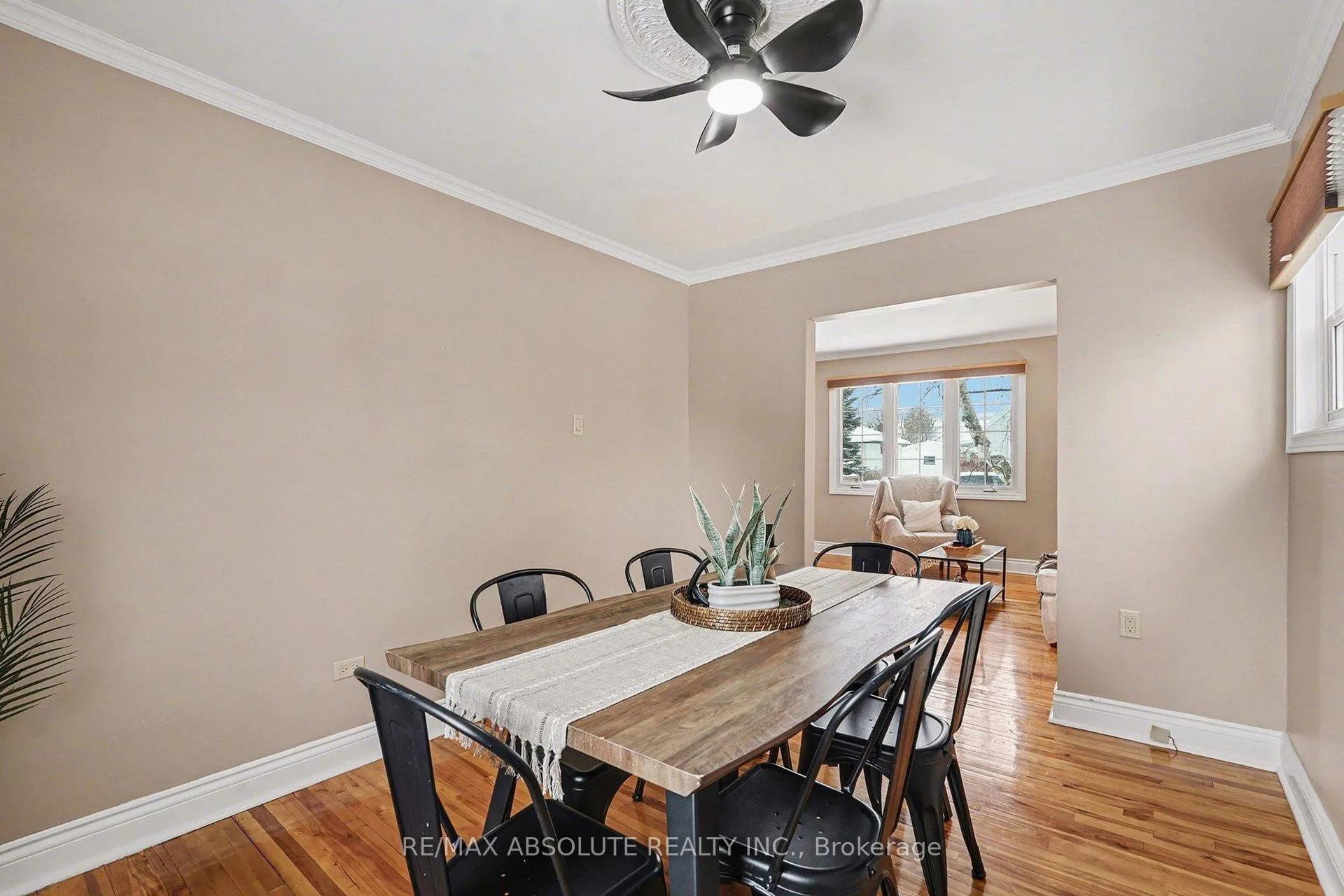Photo 6 of 104 Third Avenue N, Arnprior — HOMEH