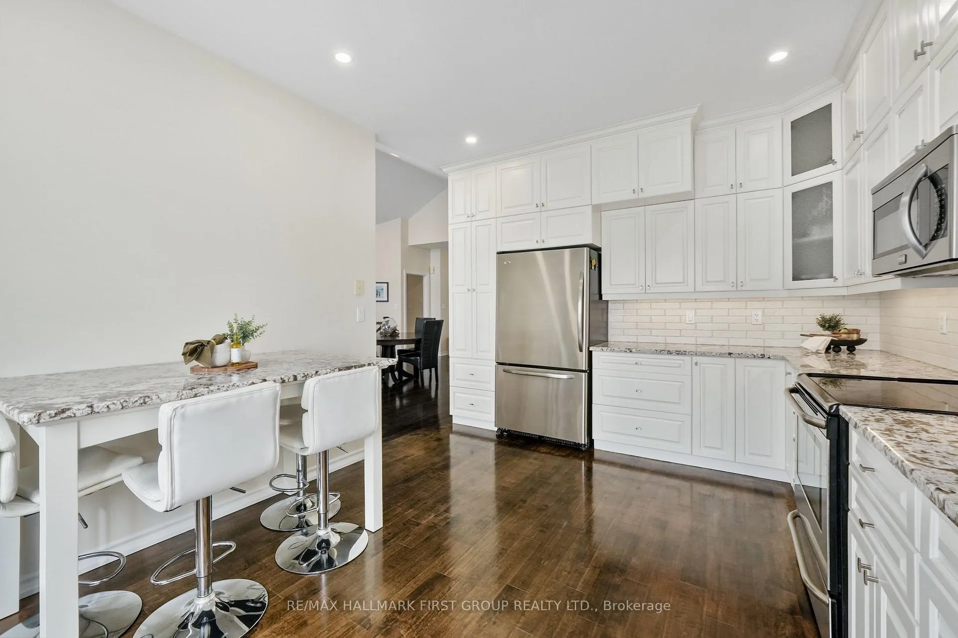 Photo 18 of 5 Edgewater Drive, Prince Edward County, Sophiasburg Ward — HOMEH