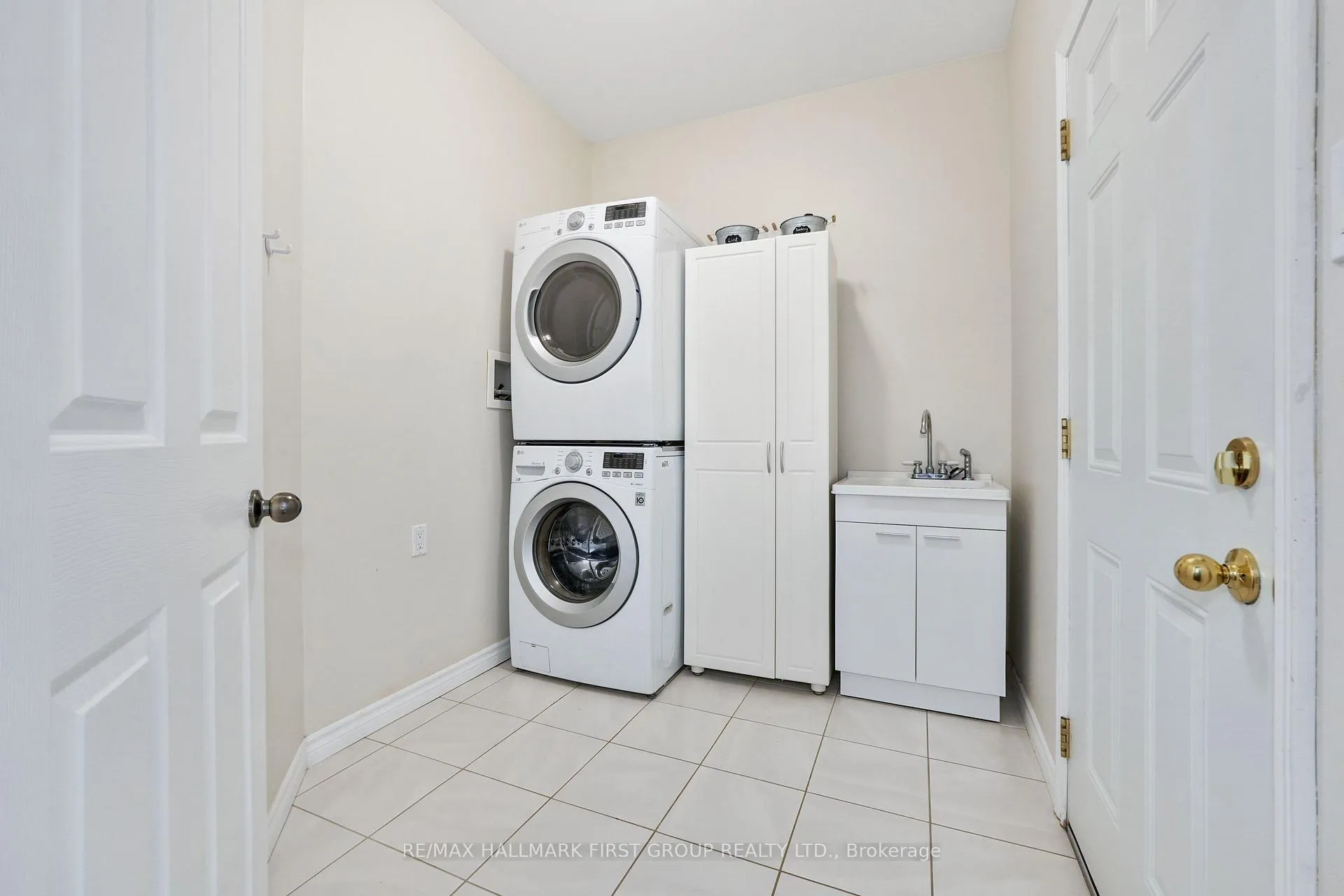 Photo 29 of 5 Edgewater Drive, Prince Edward County, Sophiasburg Ward — HOMEH