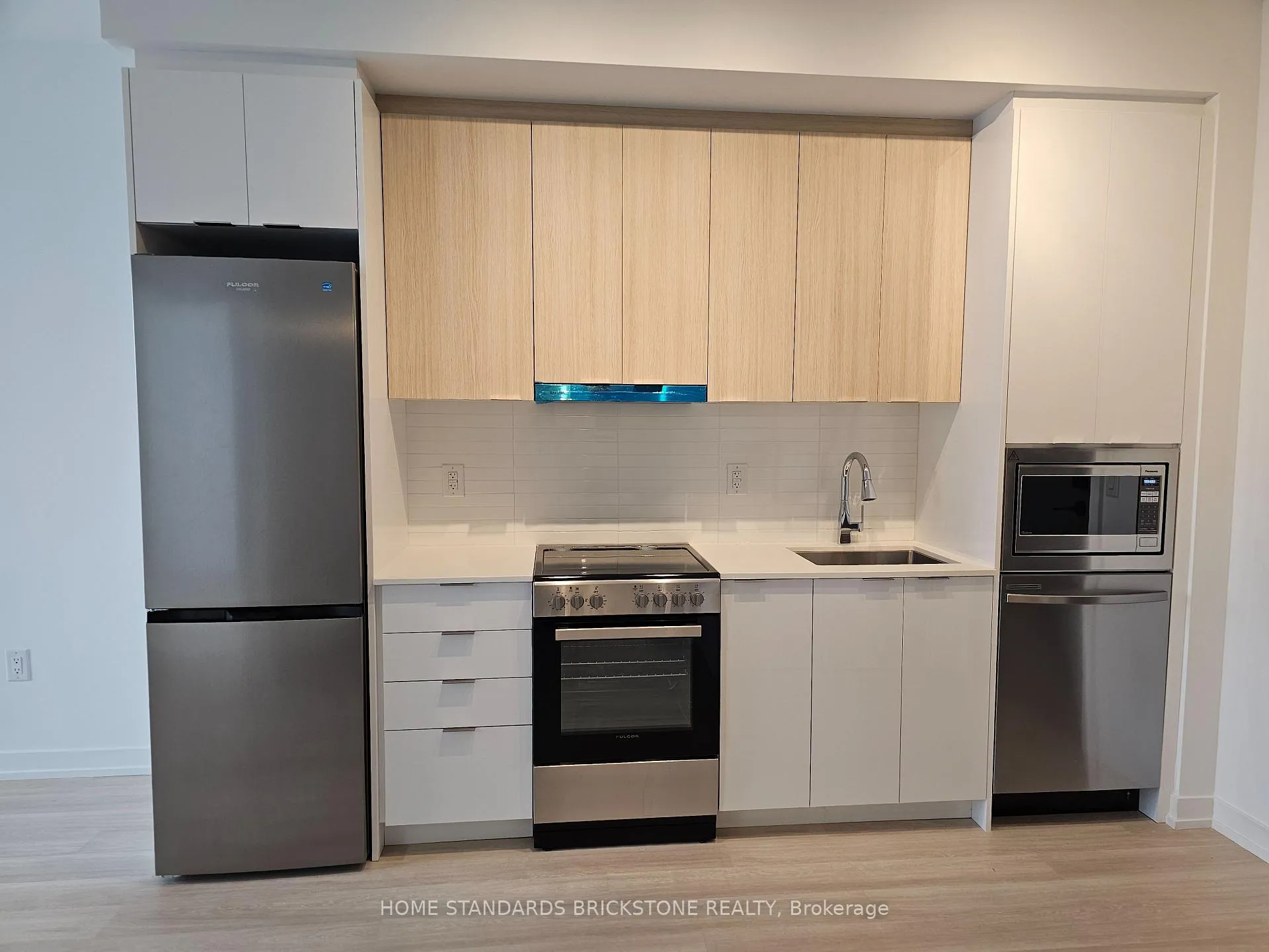 Photo 3 of Unit B710, 9751 Markham Road, Markham, Greensborough — HOMEH