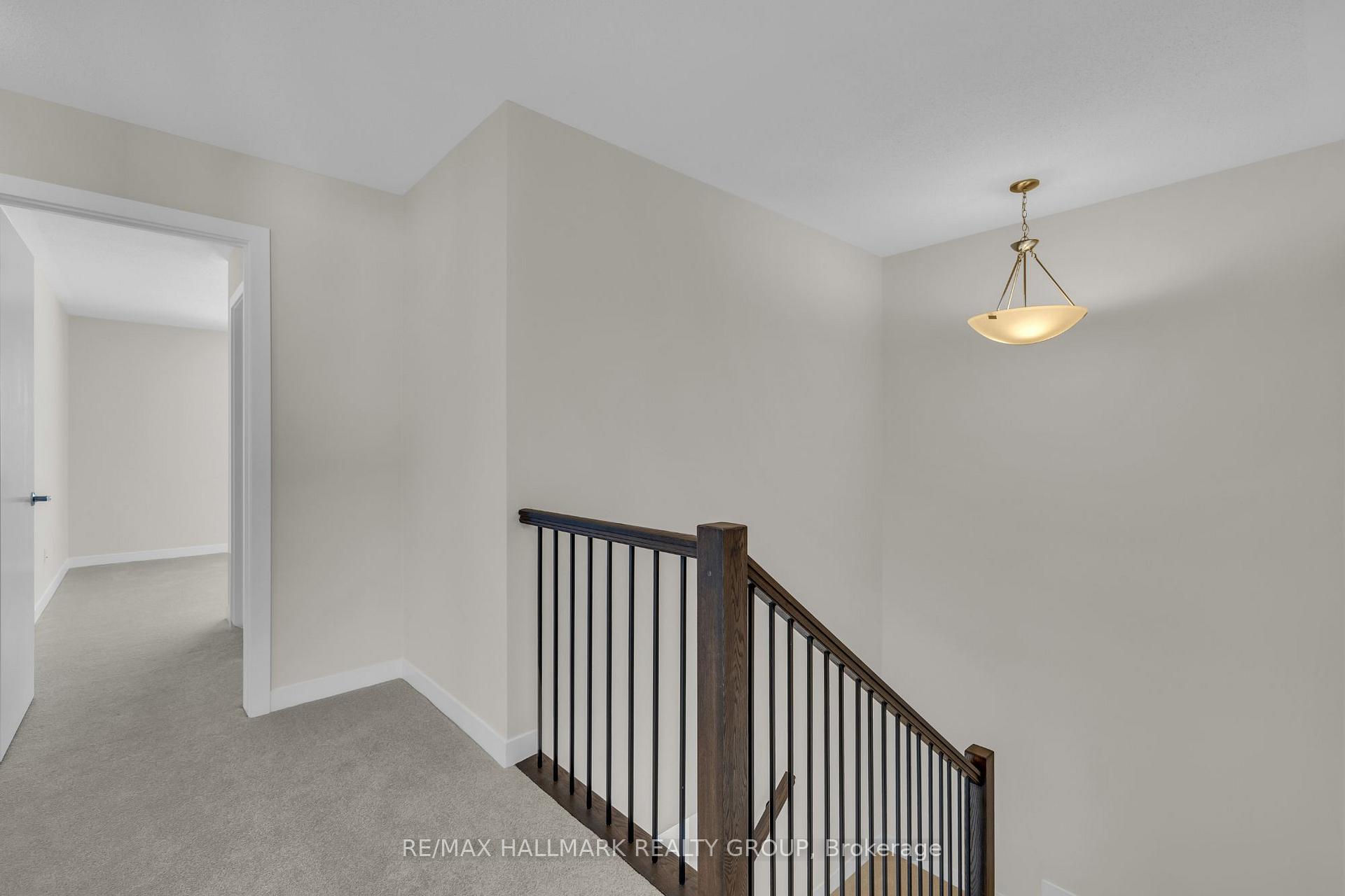 Photo 17 of 674 Expansion Road, Ottawa, Barrhaven - Half Moon Bay — HOMEH