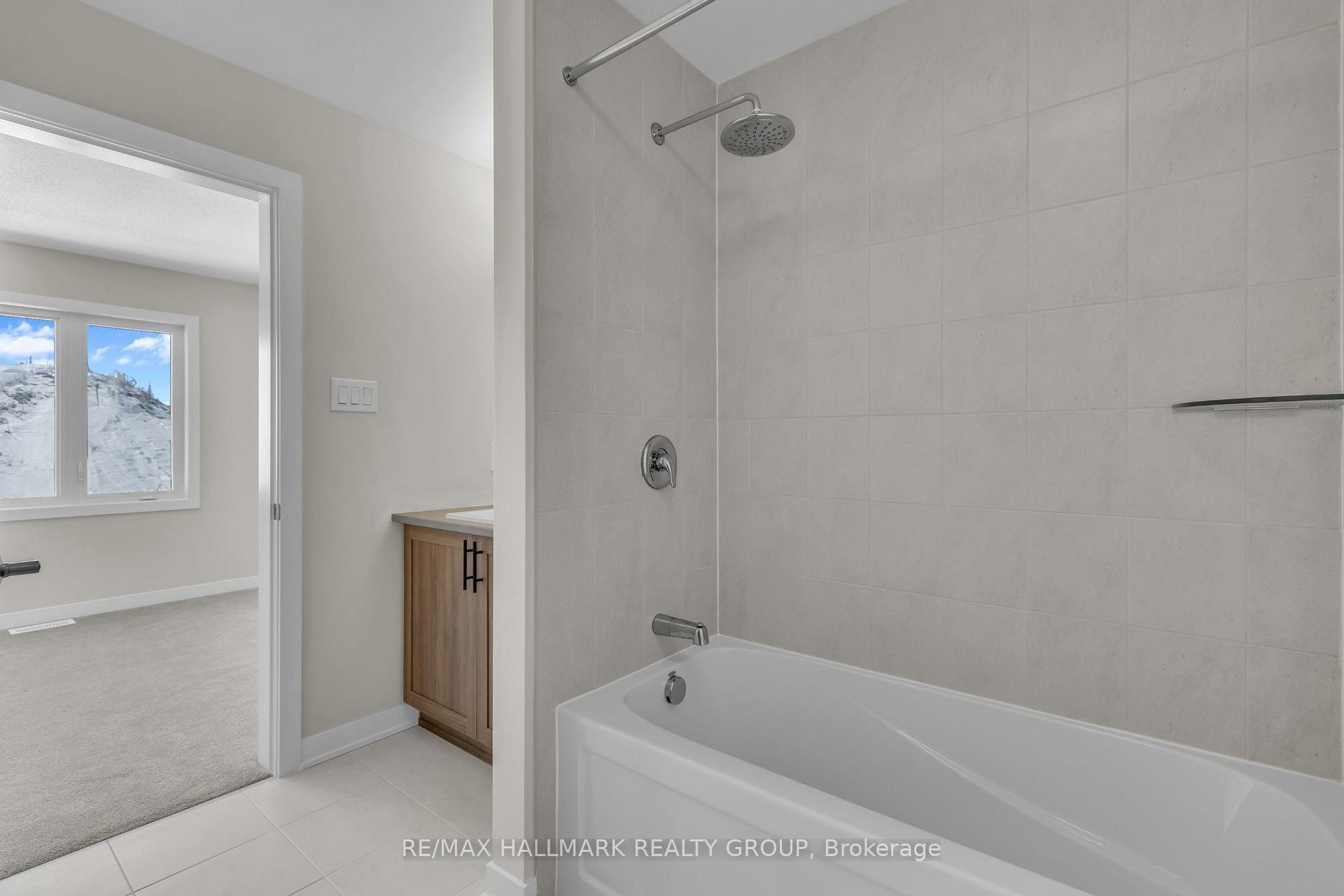 Photo 21 of 674 Expansion Road, Ottawa, Barrhaven - Half Moon Bay — HOMEH