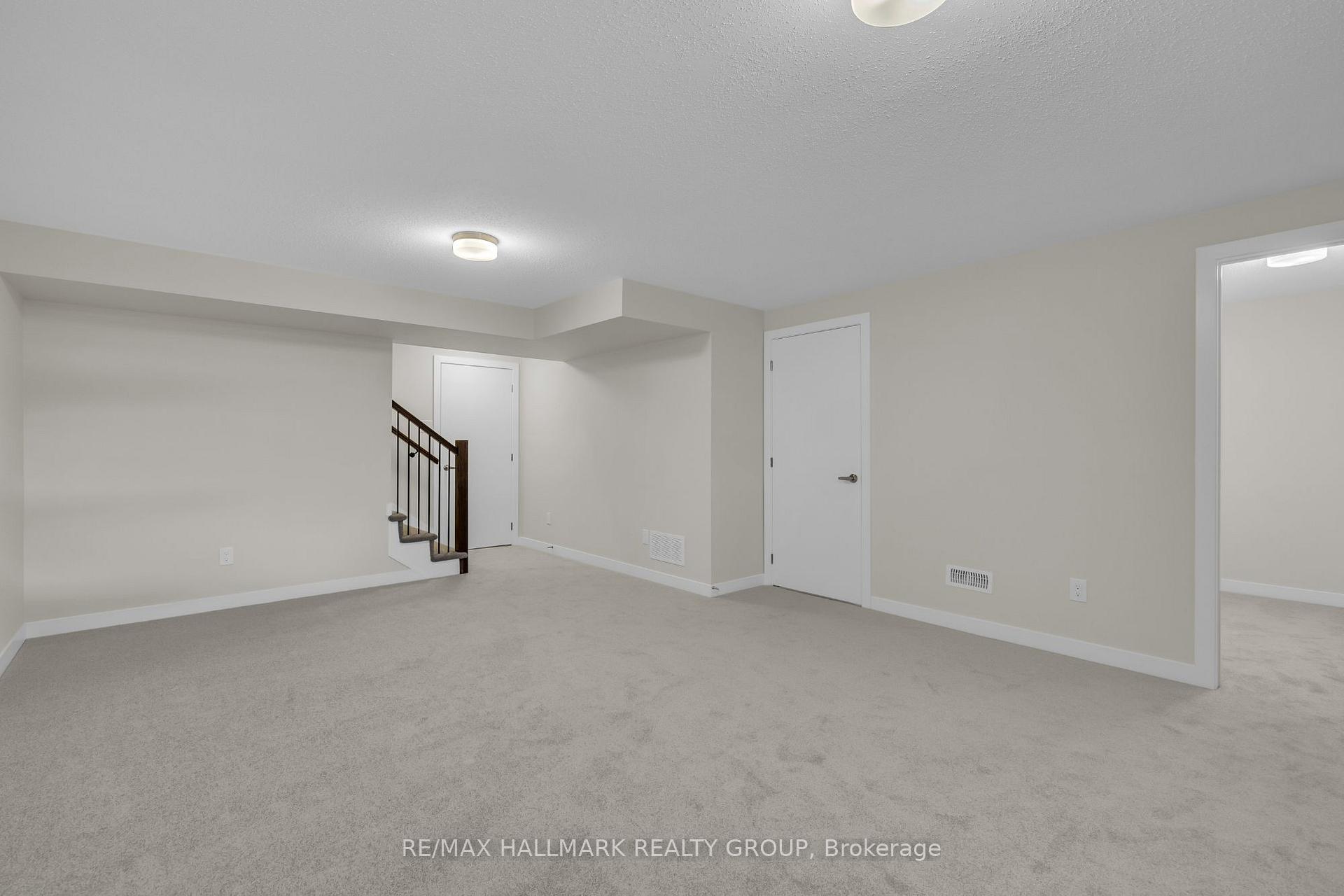 Photo 31 of 674 Expansion Road, Ottawa, Barrhaven - Half Moon Bay — HOMEH
