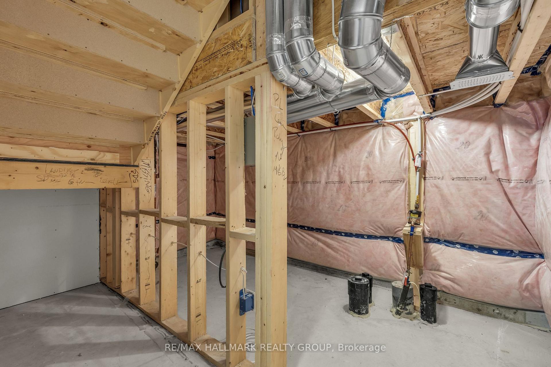 Photo 36 of 674 Expansion Road, Ottawa, Barrhaven - Half Moon Bay — HOMEH