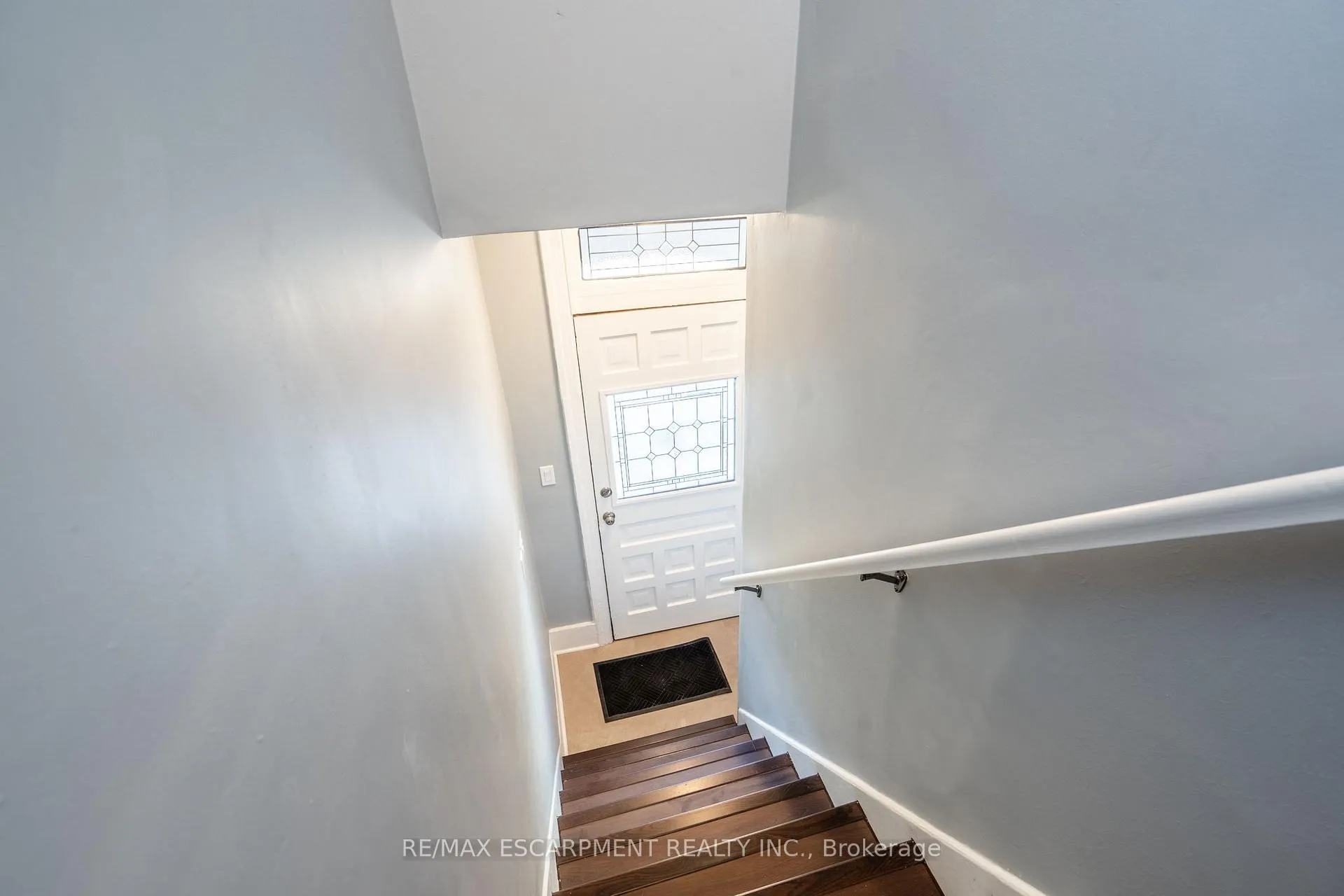 Photo 6 of 68-70 Robert Street N, Hamilton, Beasley — HOMEH