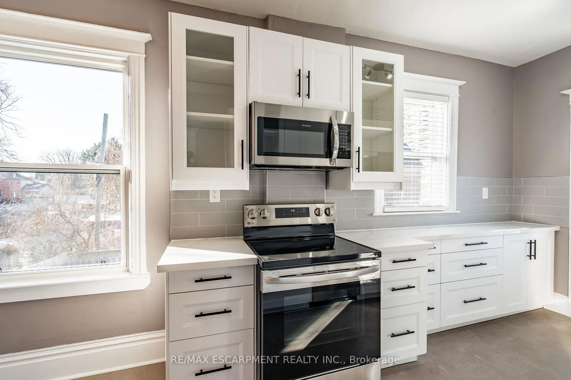 Photo 13 of 68-70 Robert Street N, Hamilton, Beasley — HOMEH