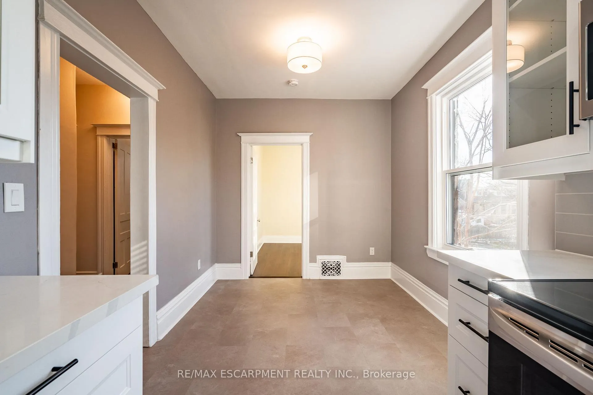 Photo 16 of 68-70 Robert Street N, Hamilton, Beasley — HOMEH
