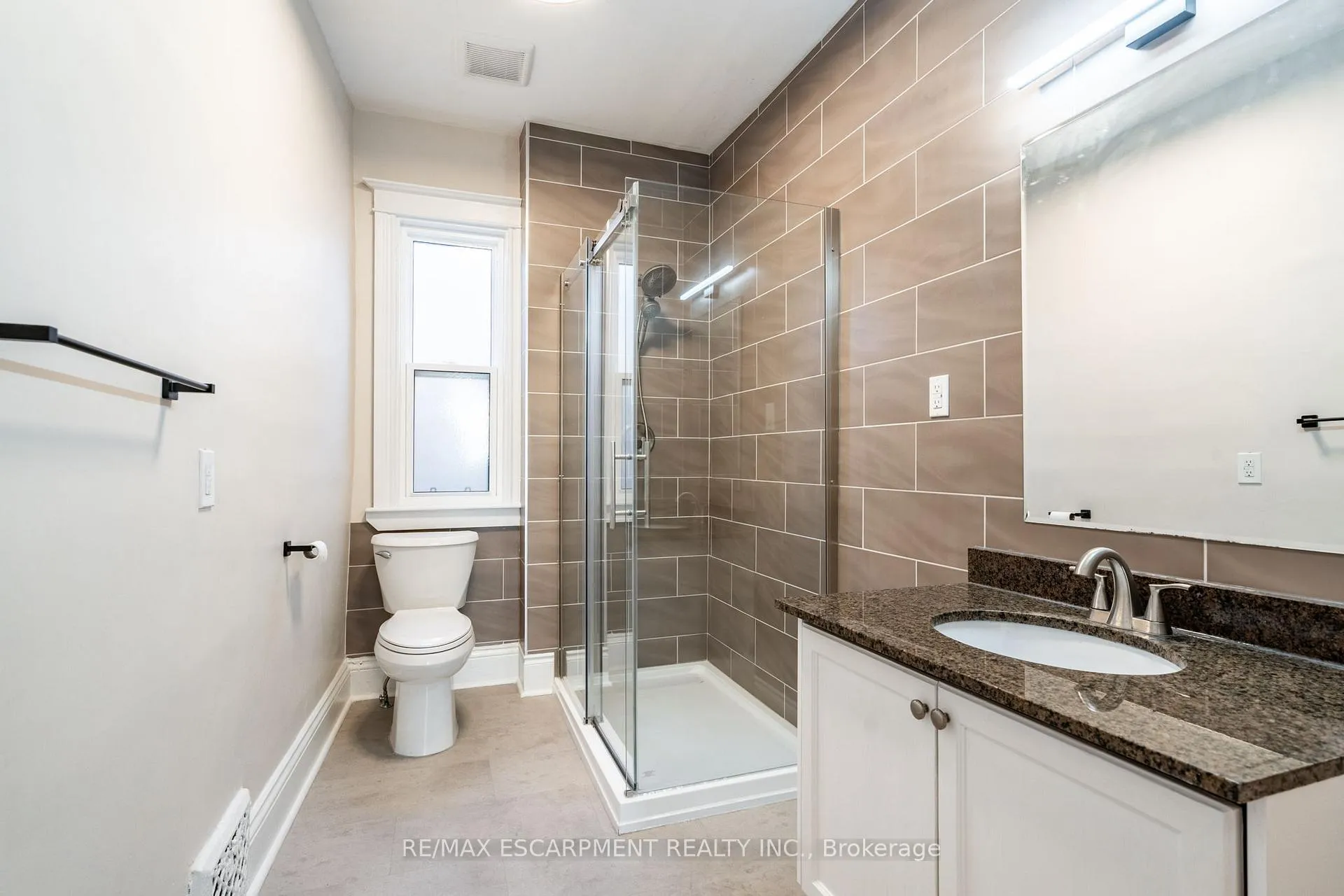 Photo 20 of 68-70 Robert Street N, Hamilton, Beasley — HOMEH