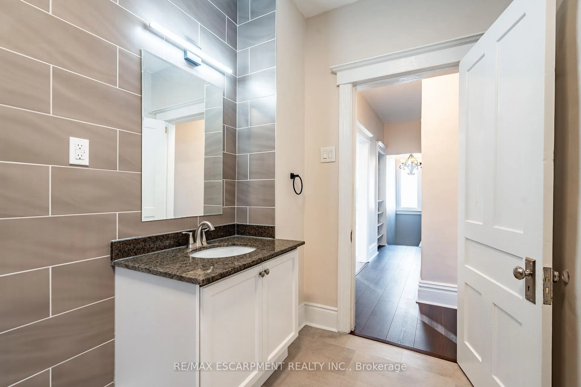 Photo 22 of 68-70 Robert Street N, Hamilton, Beasley — HOMEH