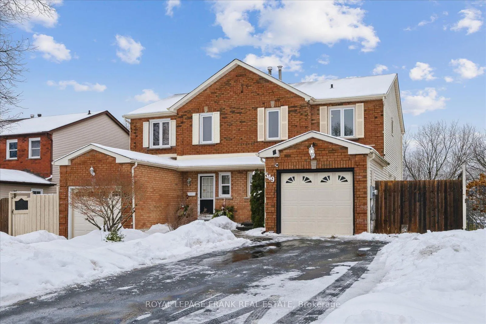 Photo 1 of 549 Cobblehill Drive, Oshawa, Pinecrest — HOMEH