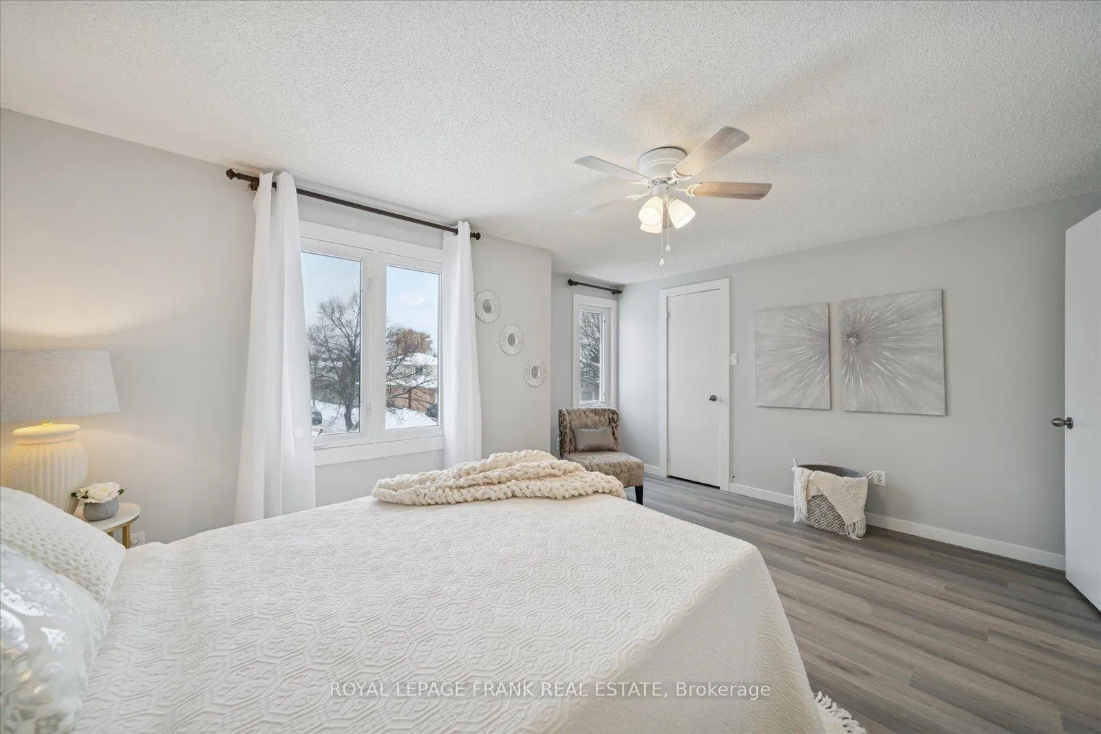 Photo 20 of 549 Cobblehill Drive, Oshawa, Pinecrest — HOMEH