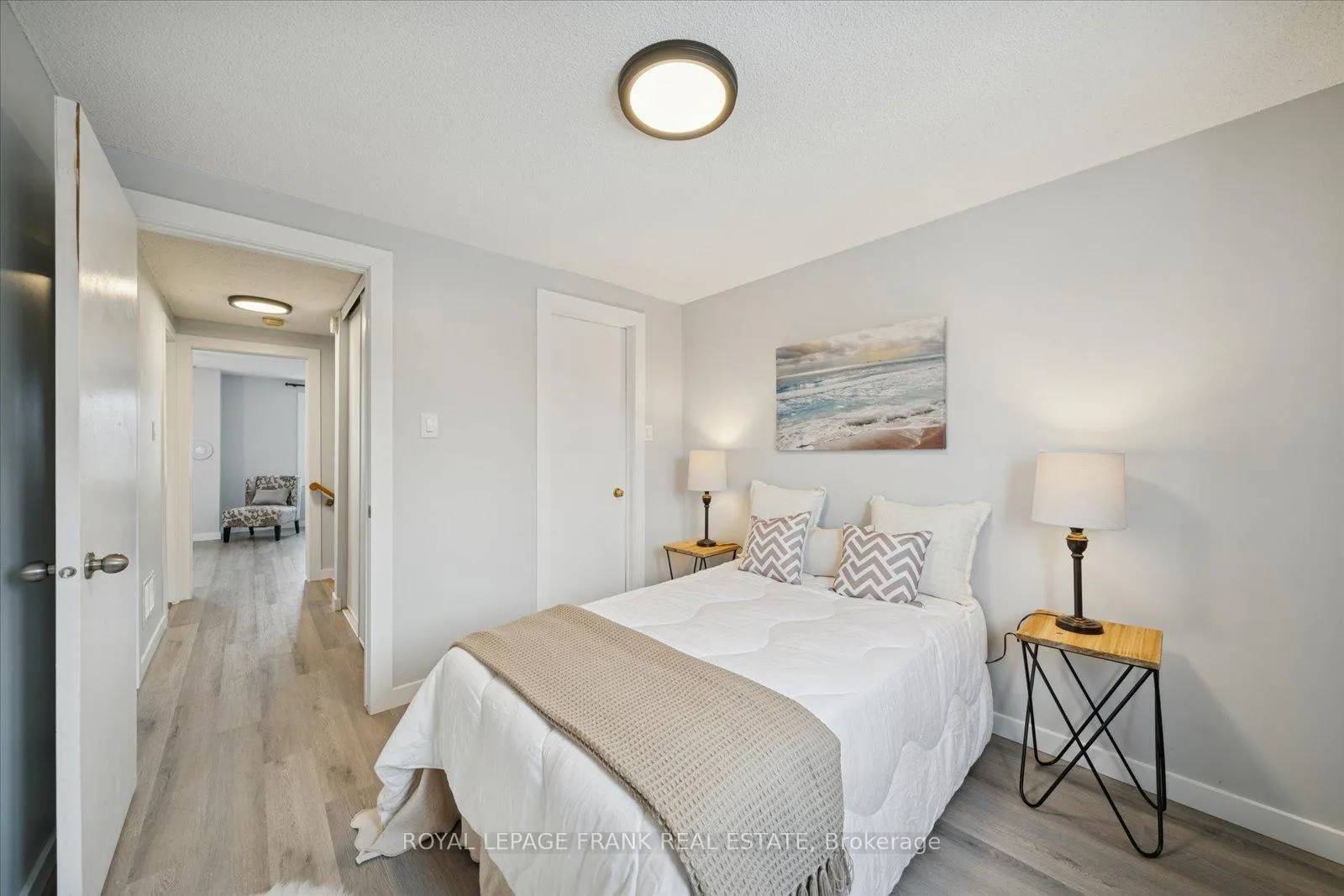 Photo 25 of 549 Cobblehill Drive, Oshawa, Pinecrest — HOMEH