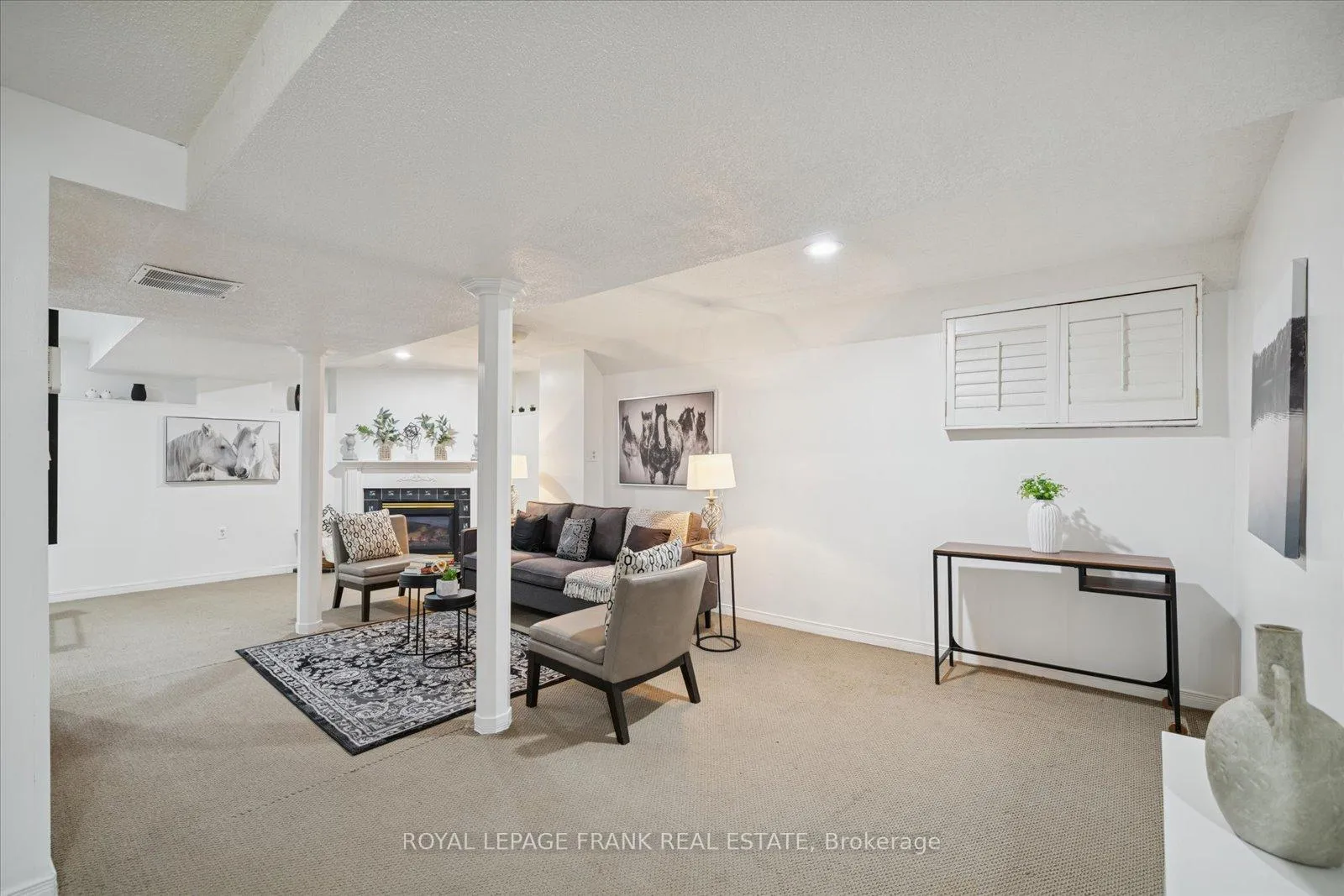 Photo 32 of 549 Cobblehill Drive, Oshawa, Pinecrest — HOMEH