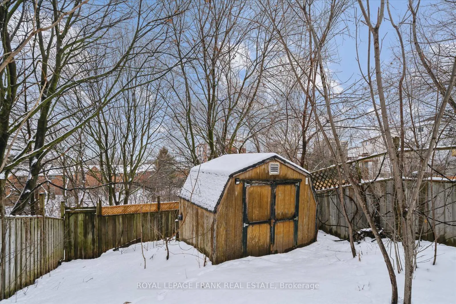 Photo 40 of 549 Cobblehill Drive, Oshawa, Pinecrest — HOMEH