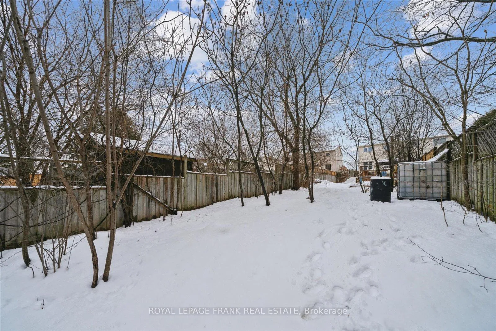 Photo 44 of 549 Cobblehill Drive, Oshawa, Pinecrest — HOMEH
