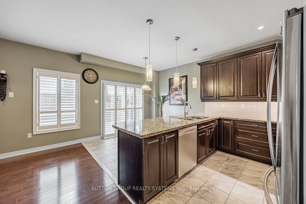 Photo 7 of 1674 Badgley Drive, Oshawa, Taunton — HOMEH