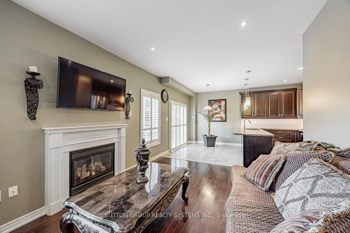 Photo 15 of 1674 Badgley Drive, Oshawa, Taunton — HOMEH