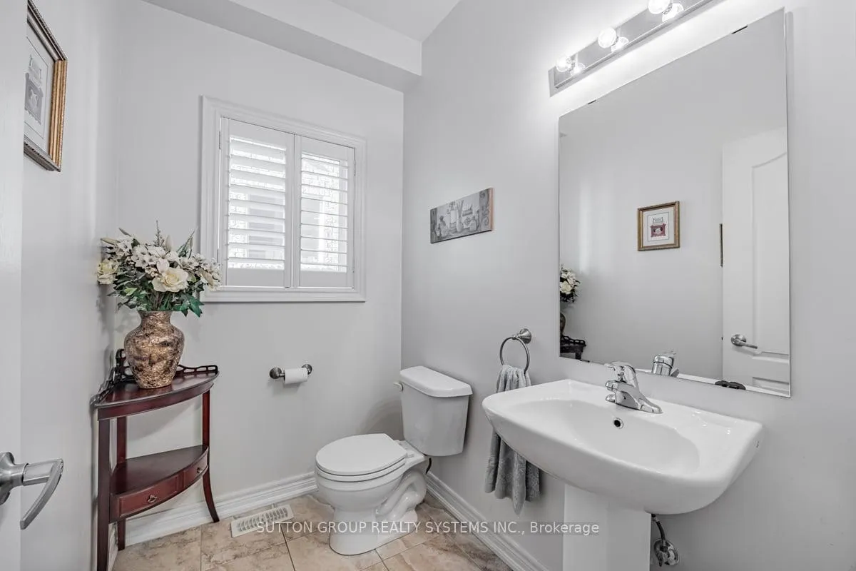 Photo 16 of 1674 Badgley Drive, Oshawa, Taunton — HOMEH