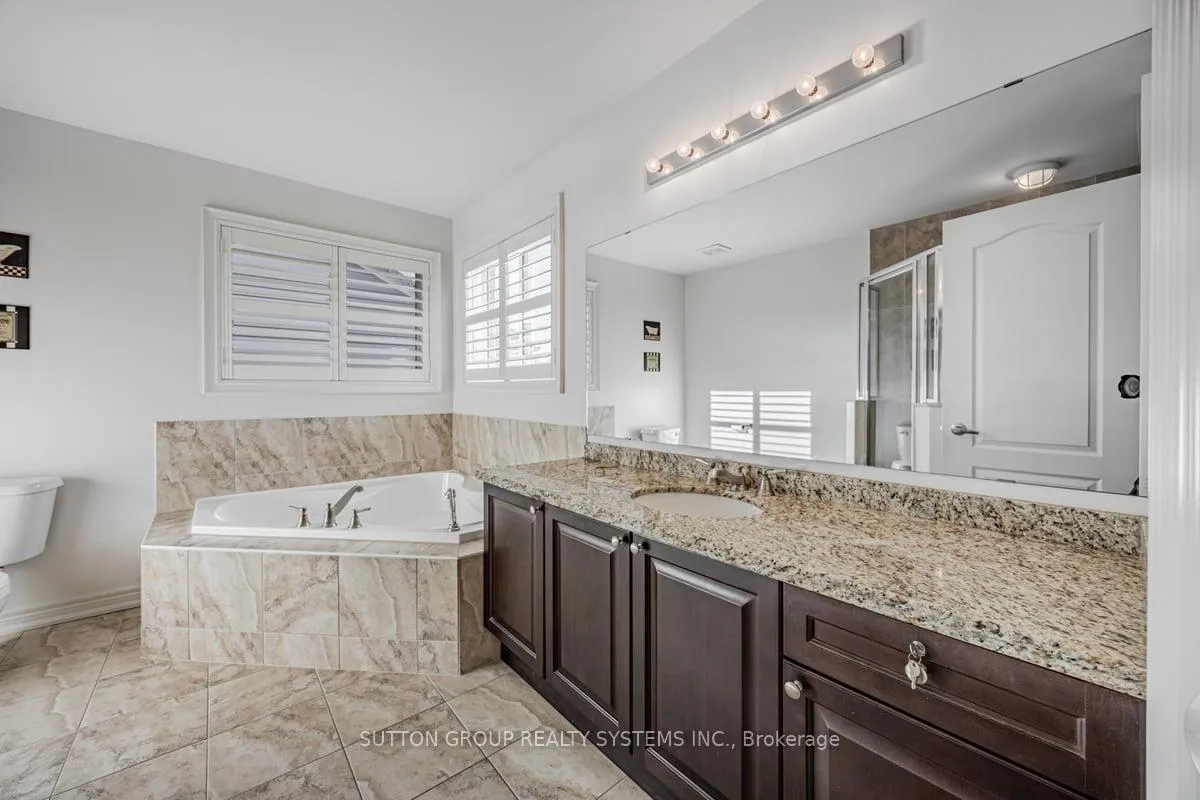 Photo 24 of 1674 Badgley Drive, Oshawa, Taunton — HOMEH