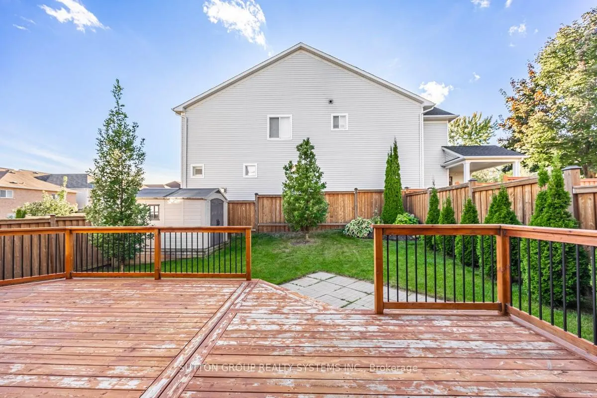 Photo 32 of 1674 Badgley Drive, Oshawa, Taunton — HOMEH
