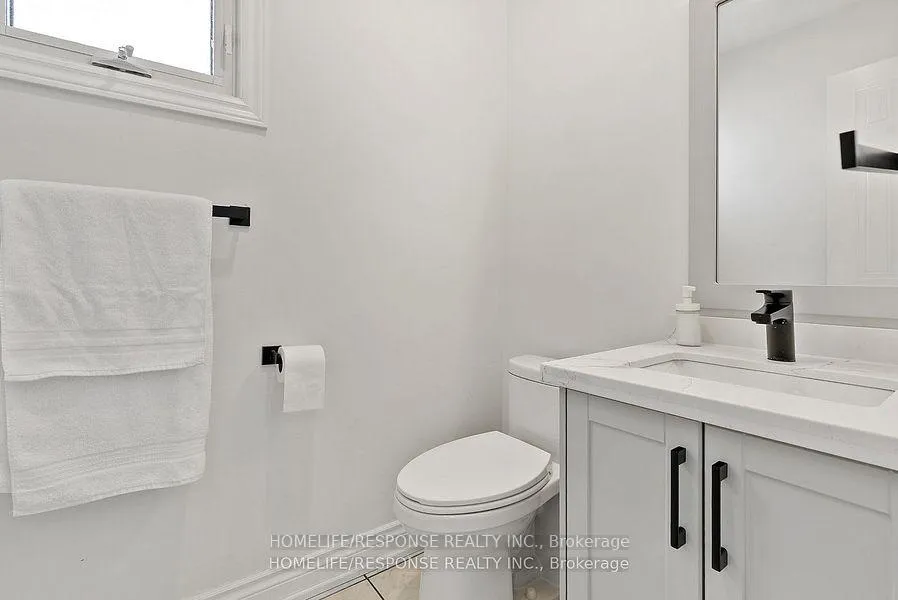 Photo 15 of 2101 Clipper Crescent, Burlington, Headon — HOMEH
