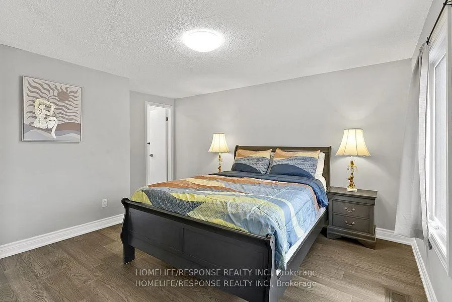 Photo 16 of 2101 Clipper Crescent, Burlington, Headon — HOMEH