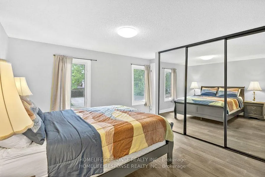 Photo 17 of 2101 Clipper Crescent, Burlington, Headon — HOMEH