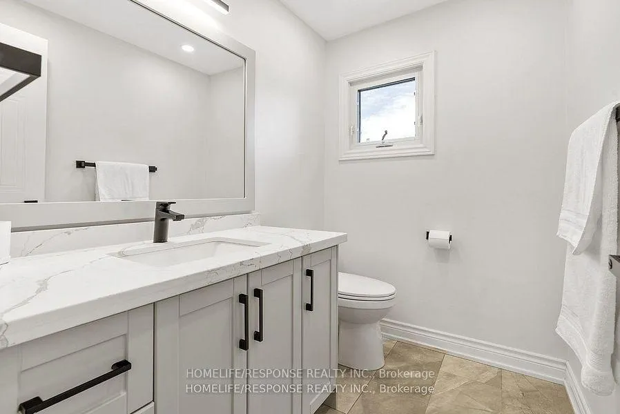 Photo 18 of 2101 Clipper Crescent, Burlington, Headon — HOMEH